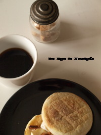 PB082398cb.jpg