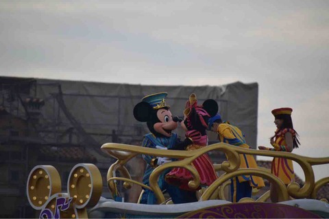 遠方から四季折々のディズニーを楽しむ