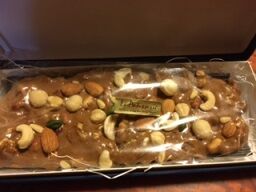 ナッツチョコ アップ