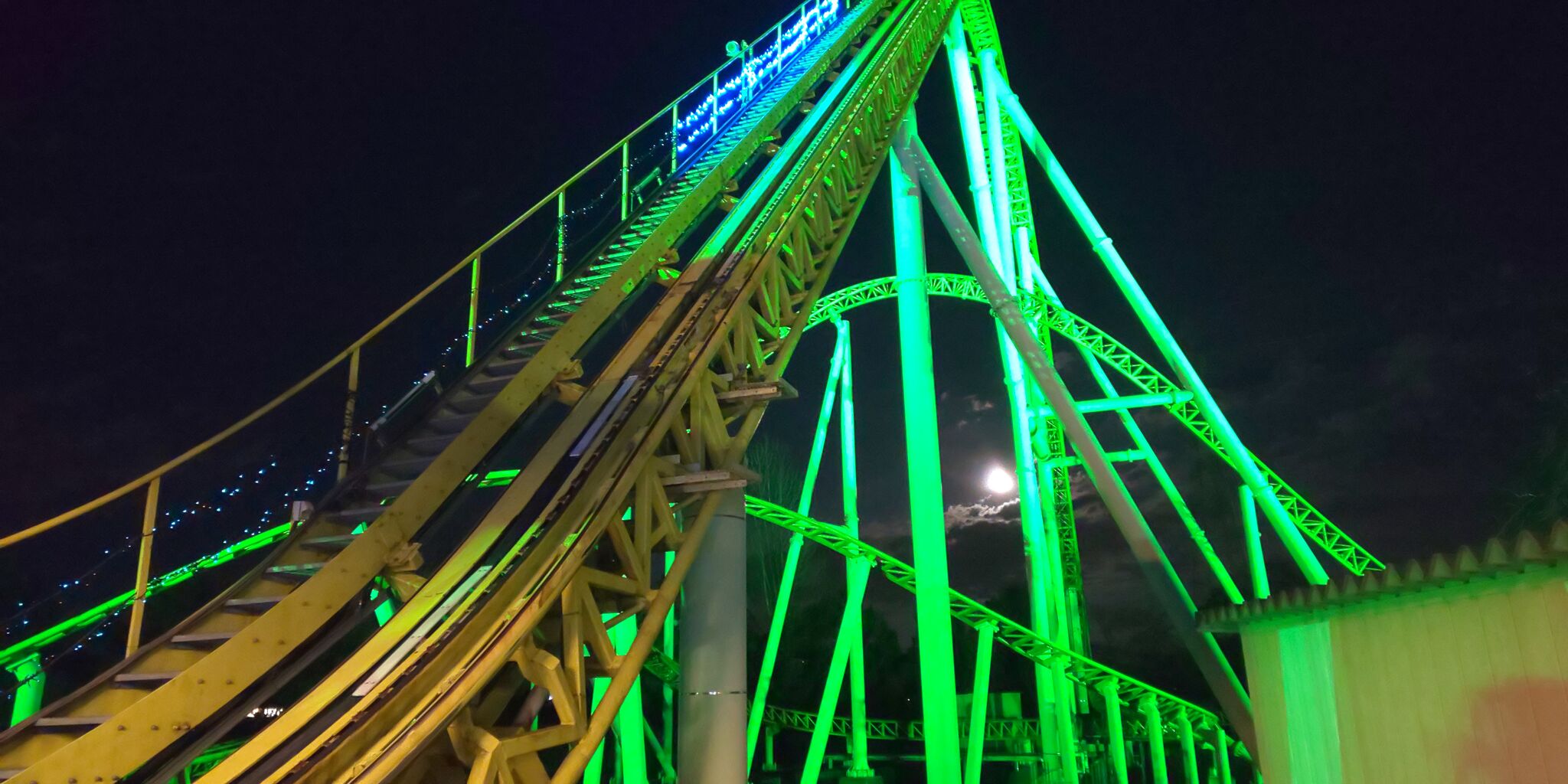 夜のリフト