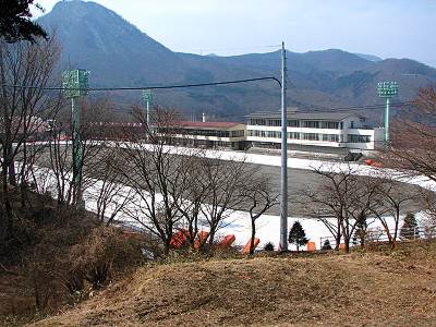 ���ϸ����祹�ݡ��ĥ��󥿡��˹��ݥ��