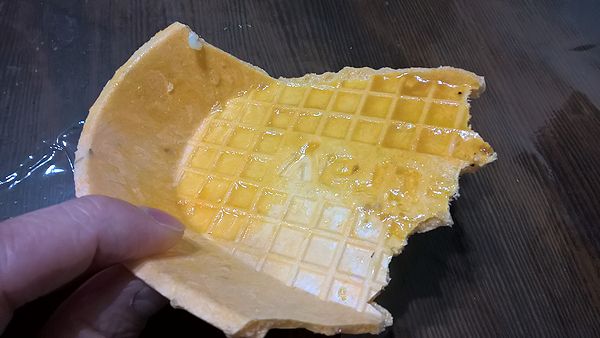 器食べてます