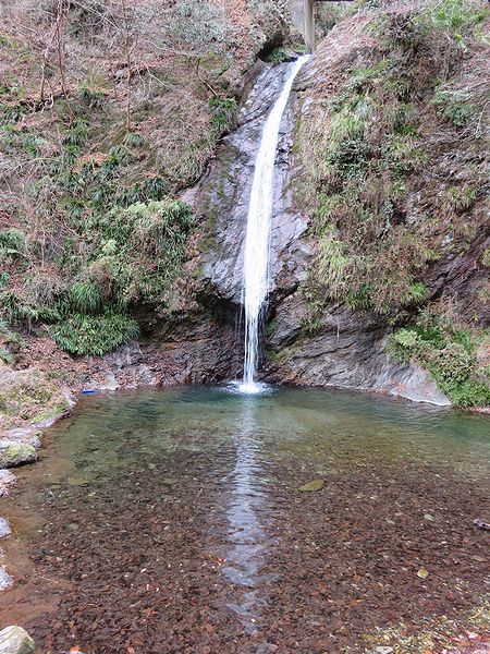 秩父華厳の滝近景