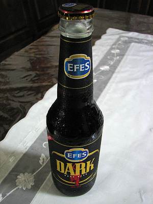 毎日がレビュー トルコのビール Efes Dark エフェス ダーク