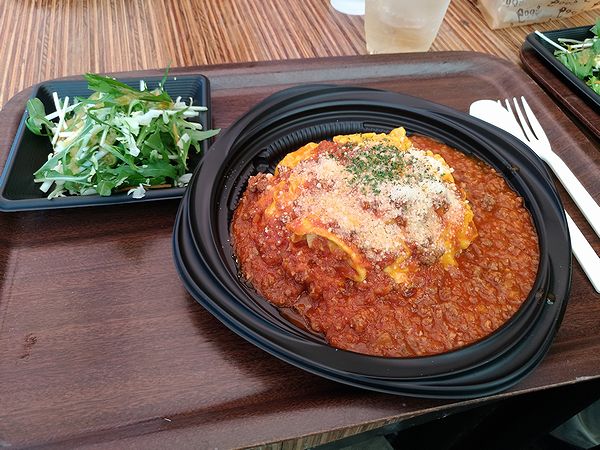 ミートソースオムライス