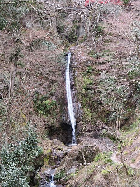 秩父華厳の滝遠景