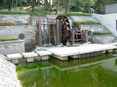 ī�����ʪ�ۤο��