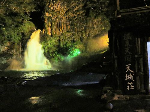 夜の河津大滝