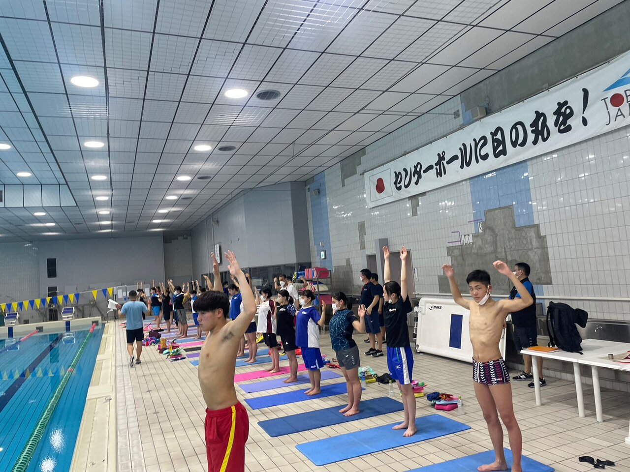 全国大学競泳集合画像 