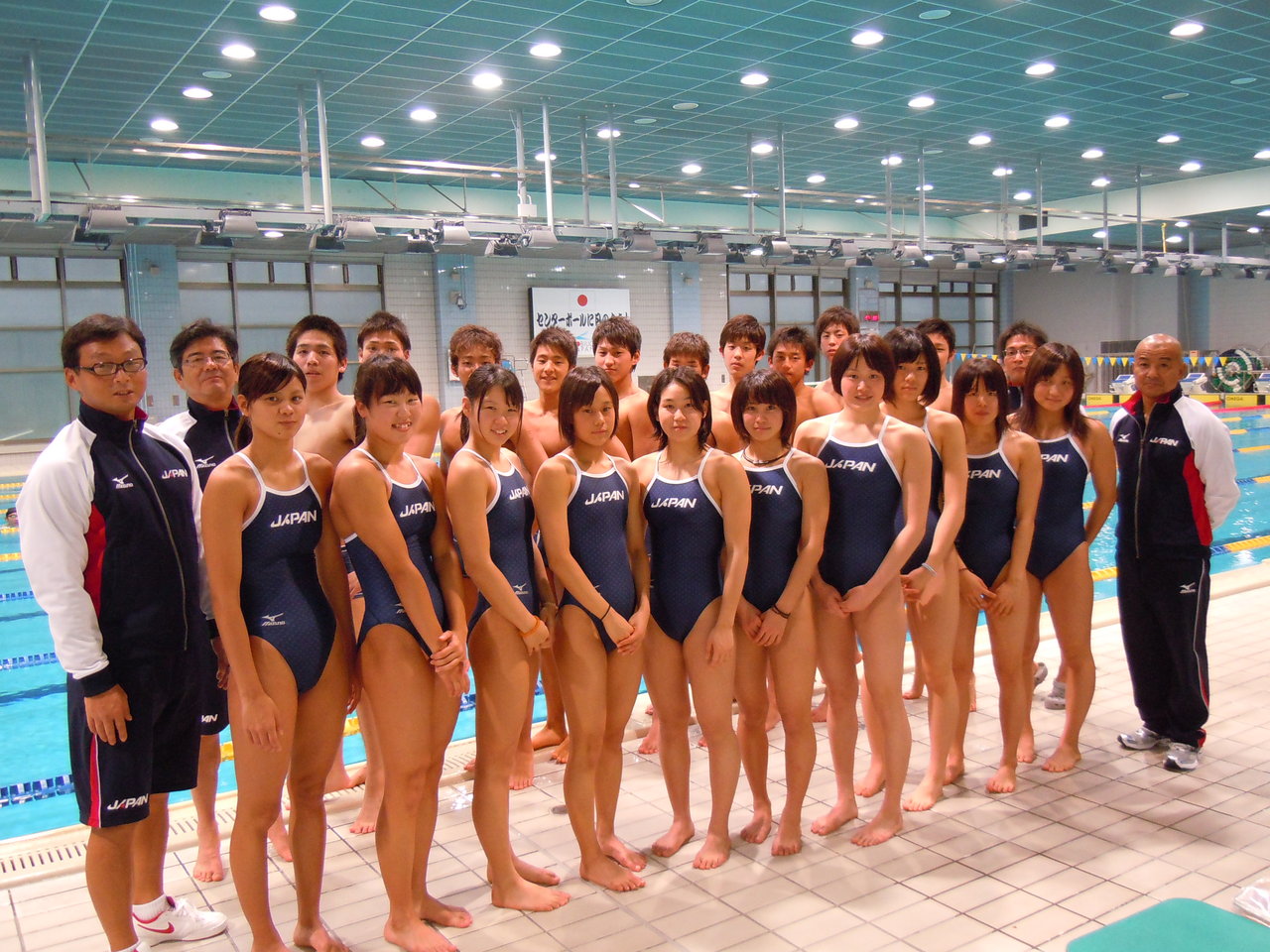 女子競泳 集合写真  