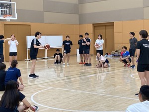 F2DFAE40-854C-4719-BB95-55FCC2876F35