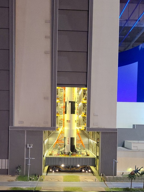 ミニチュア　スペースシャトル