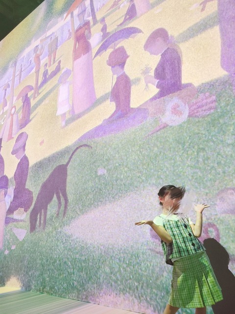 イマーシブミュージアム　グランド・ジャット島の日曜日の午後