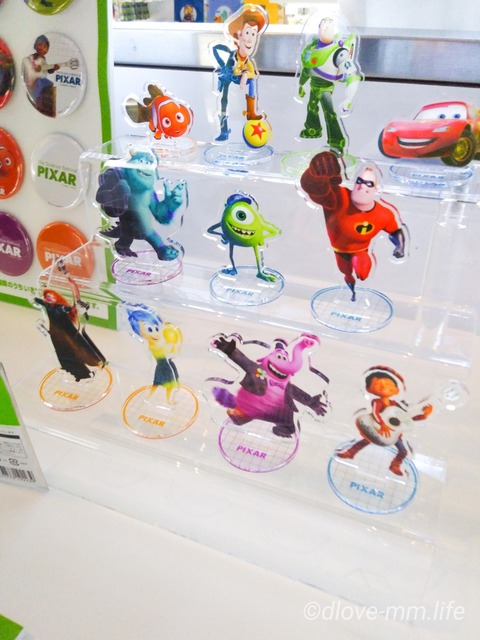 アクリルスタンド