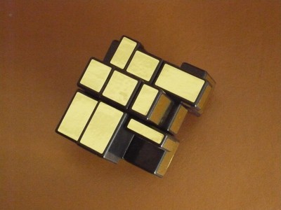 �롼�ӥå����ߥ顼�֥��å���