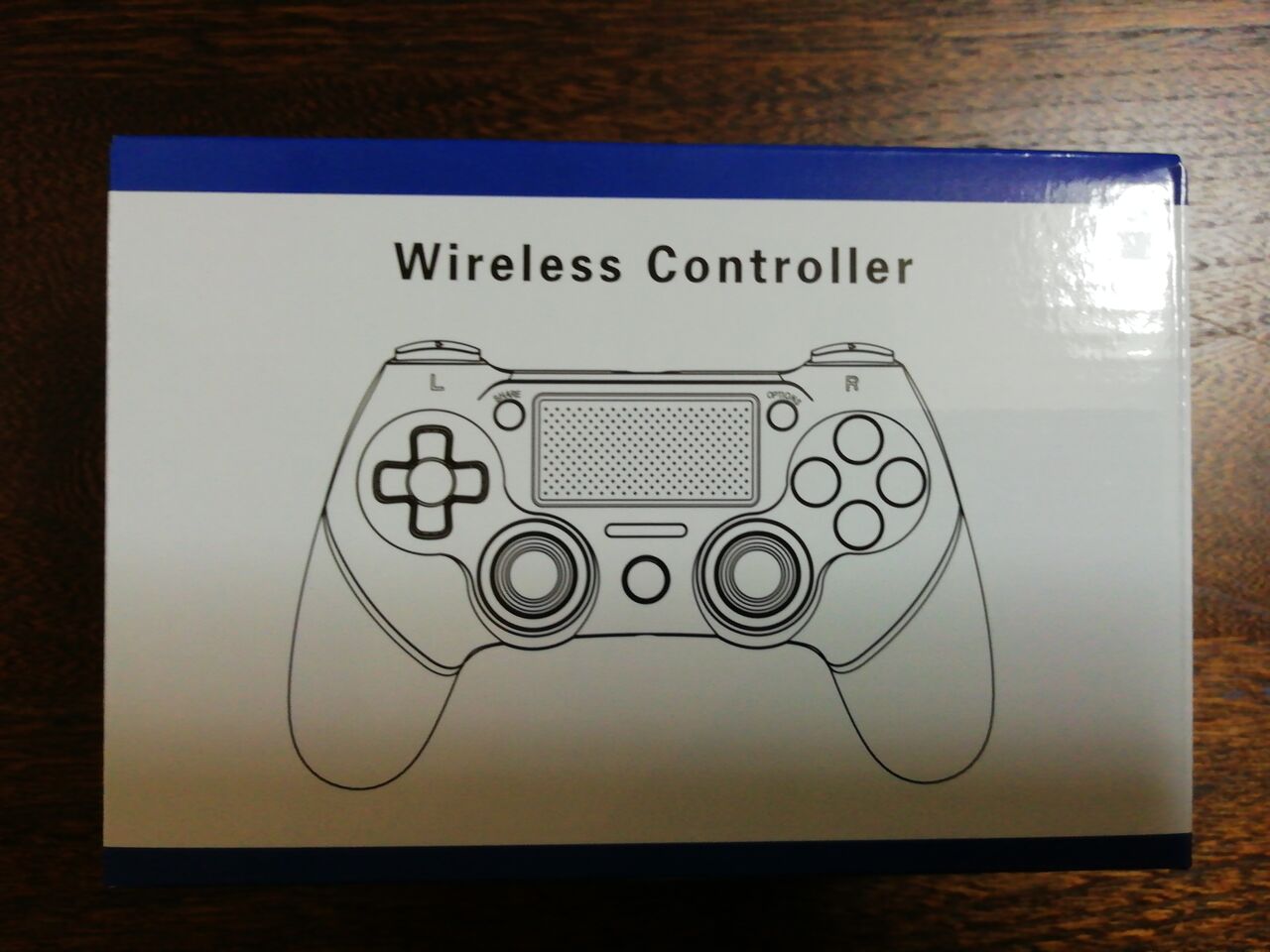 Ps4 Ps4コントローラー Bluetooth5 0接続 600mah Hd振動機能 重力感応 ゲームパット イヤホンジャック ジャイロセンサー Ps4対応 充電ケーブル付き 日本語取扱説明書 使用感など とどす 小さな秘密基地