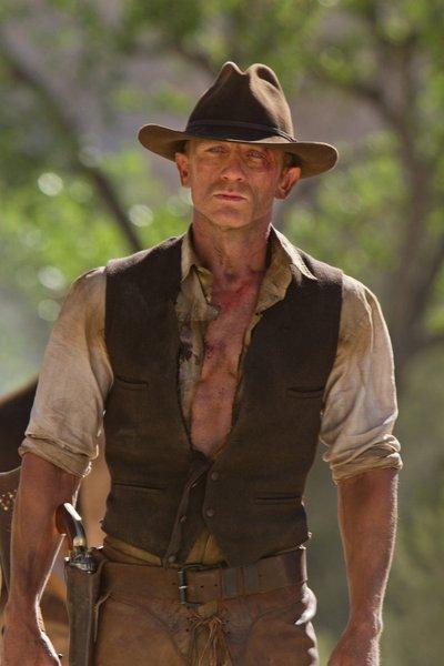 カウボーイ エイリアン 2011年アメリカ 以外に正統派のウエスタンだなぁ 映画と酒と巨人と旨いモノ カウボーイ エイリアン 2011年アメリカ 以外に正統派のウエスタンだなぁ 映画と酒と巨人と旨いモノ