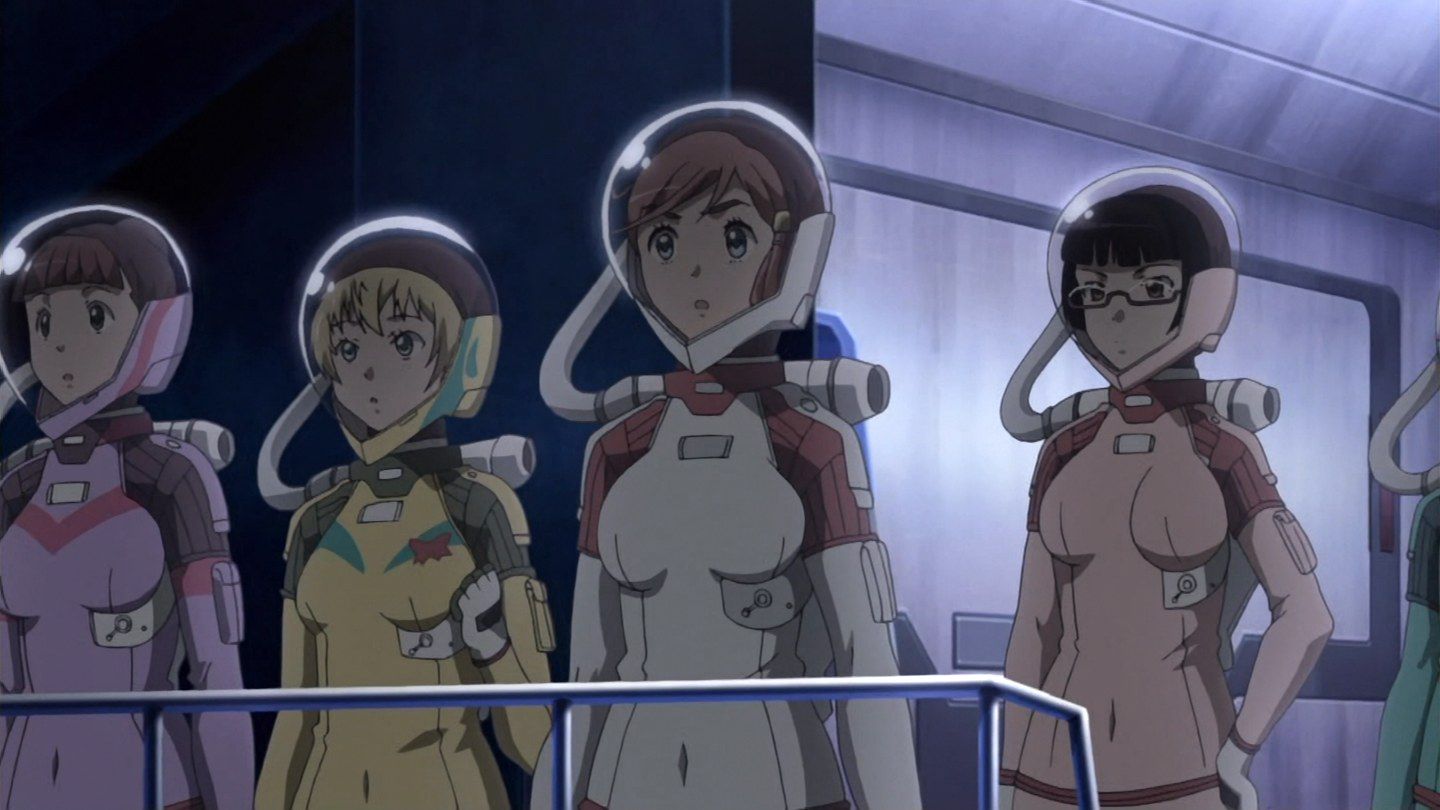 モーレツ宇宙海賊 原作のおっぱい宇宙服比較ww とごたん モーレツ宇宙海賊 原作のおっぱい宇宙服比較ww とごたん