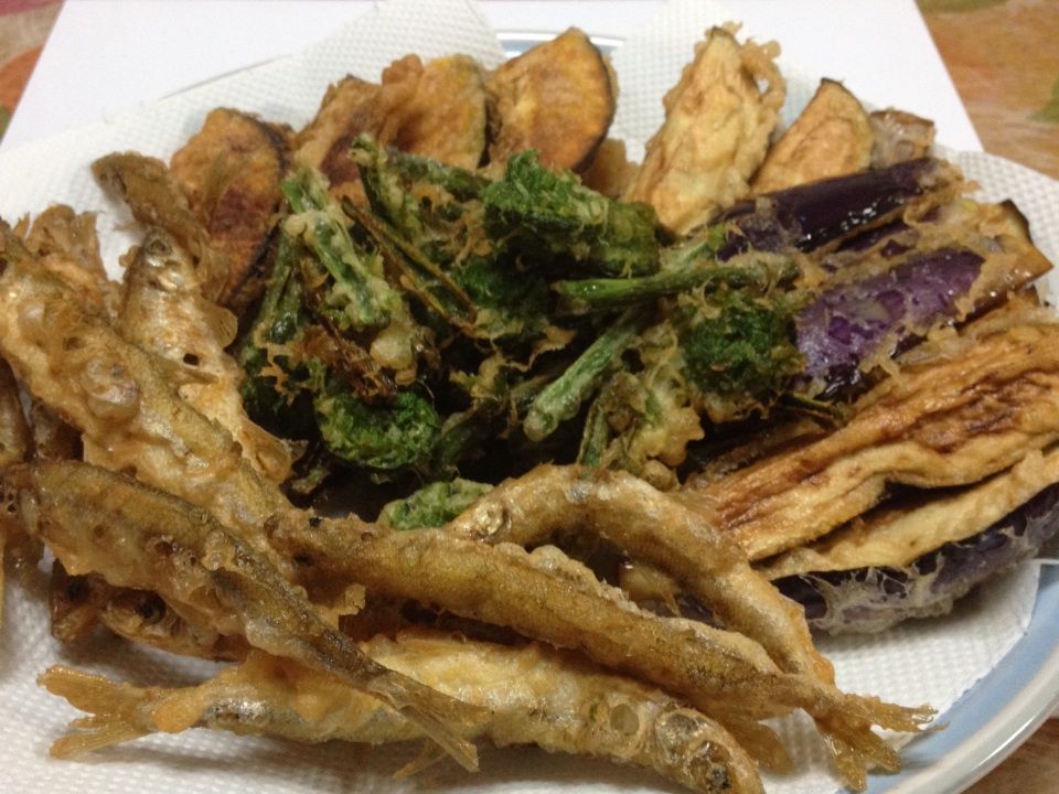 ゼンマイかワラビか分からない天ぷら おやじだって料理ぐらいできるさブログ