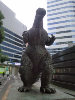 1103-3日比谷シャンテ付近ゴジラ