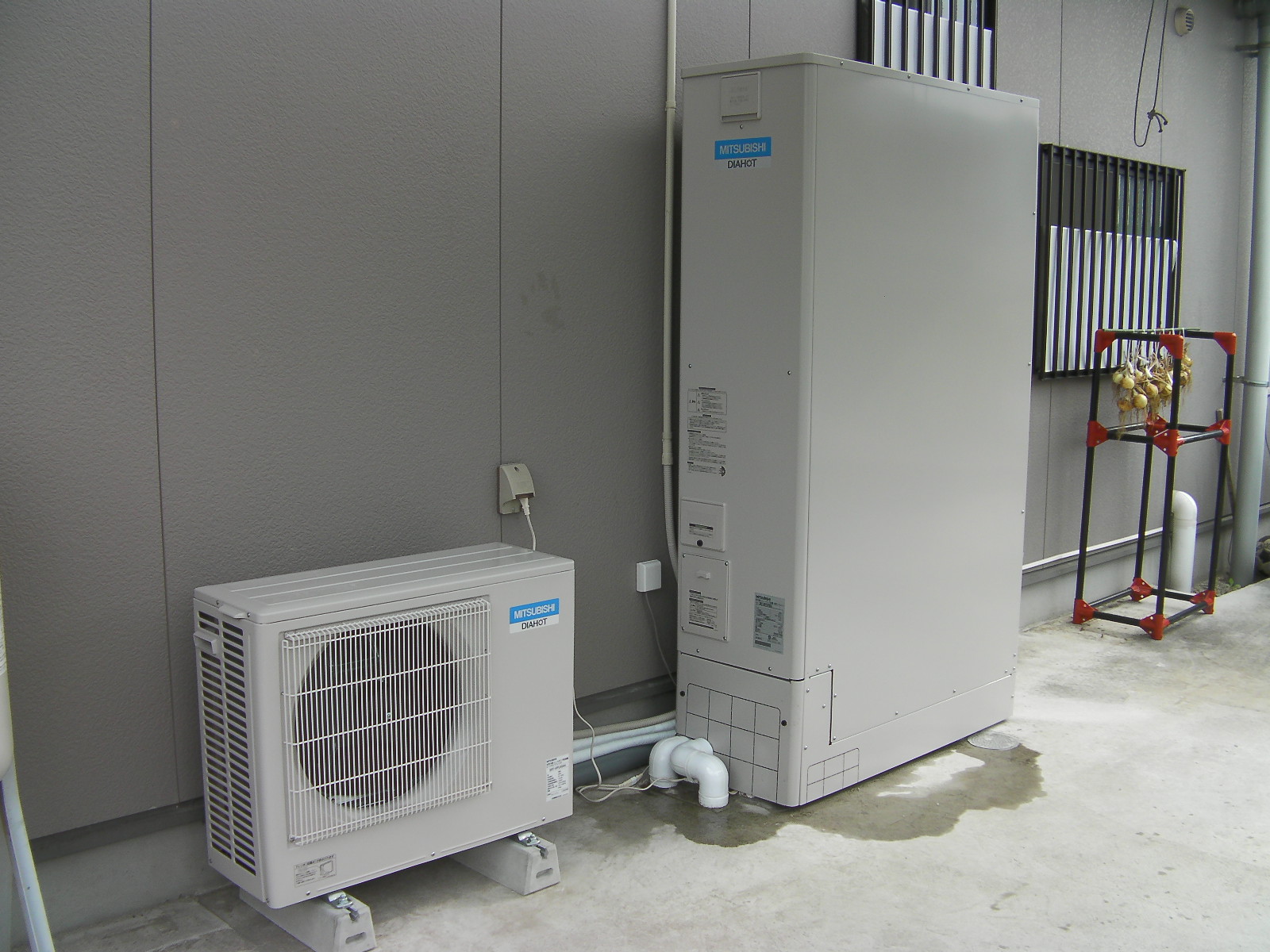 オール電化工事 本日の工事日記 床暖房 遠山電器