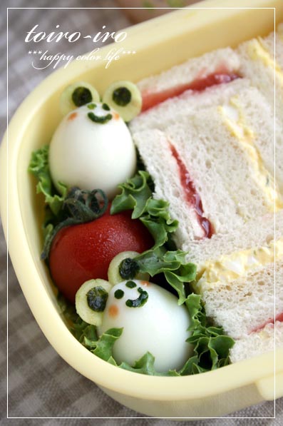 トイロイロ ***happy color life***-ケロケロサンドイッチ弁当