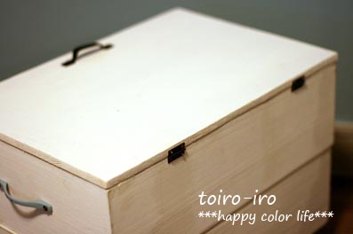 木製収納ボックス 手作りのお弁当箱のような木箱￼ 木箱 デザイン