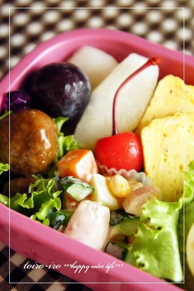 トイロイロ ***happy color life***-まん丸おにぎりちゃんのお弁当