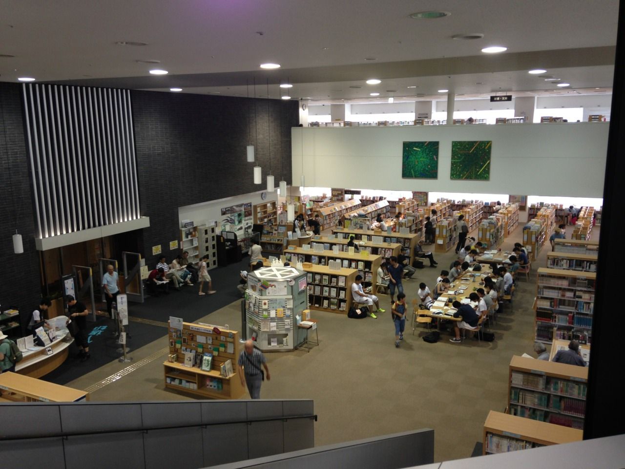 夏休みの宿題を片付けるなら 豊島区立中央図書館がお薦め といたま生活情報ブログ