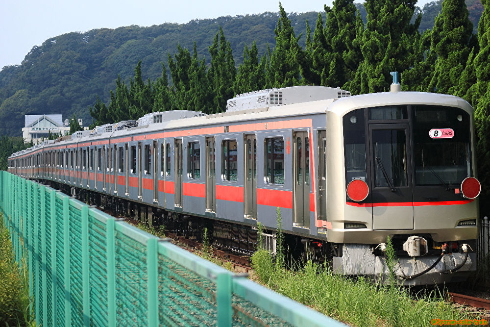 遂に出場】東急東横線5050系5178Fと中間車3両がJ-TREC横浜出場