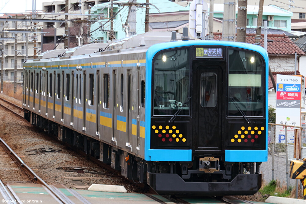 【全8編成導入完了】鶴見線E131系1080番台T8編成が運用開始 : 湘南色の部屋（Shonan-color train）