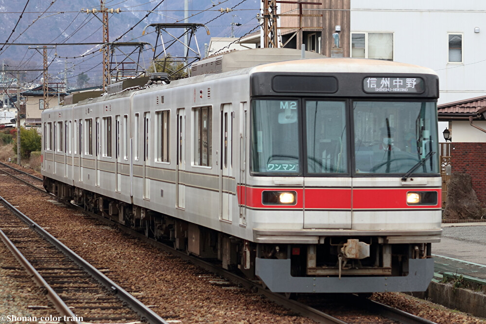 vDY5ch6y1mKNr5b1742829182_1742829193