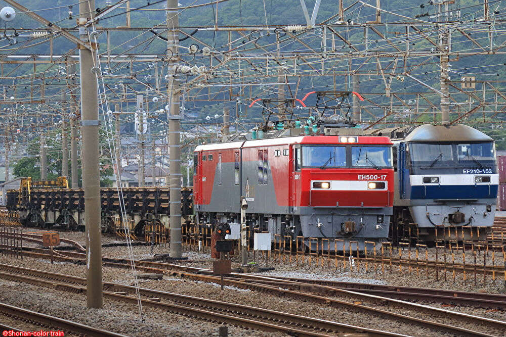 金太郎牽引の新日鐡レール輸送9097レ（岩切行き）を撮る