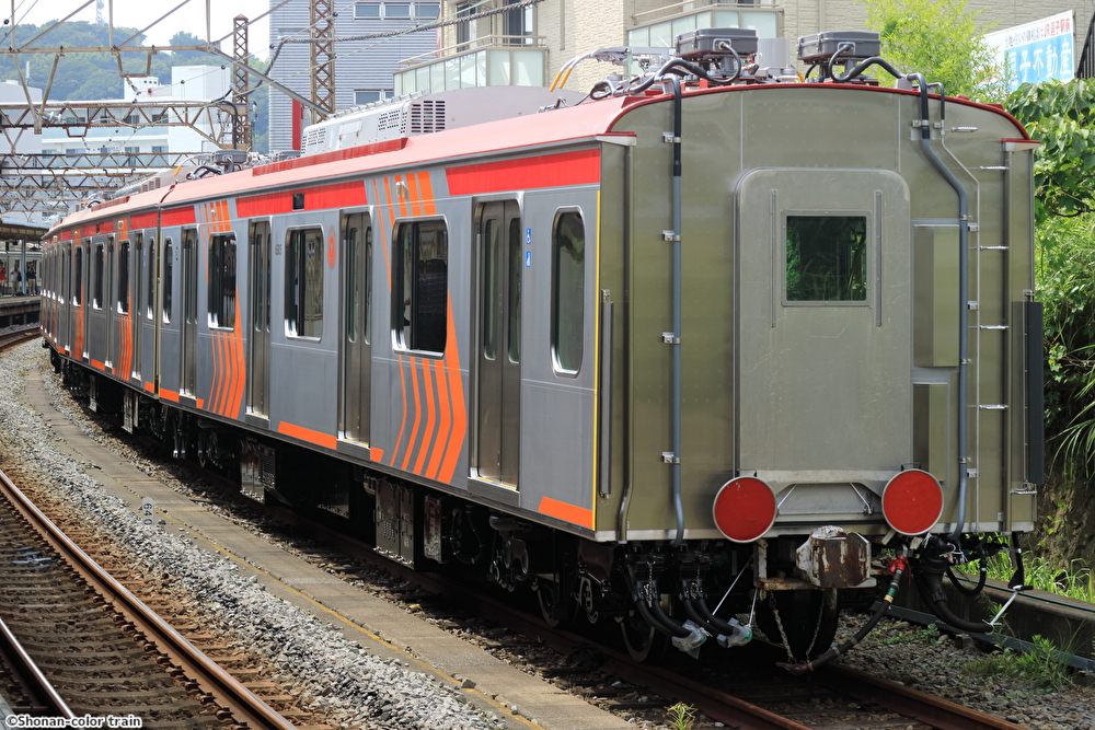 8両化 今後東急3000系中間車増備で6両が長津田へ輸送か J Trec横浜事業所で製造中 Shonan Color Train Blog