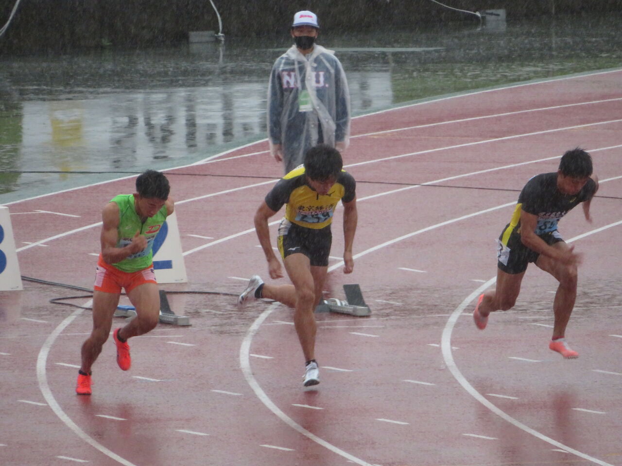 関東インカレ2日目結果 100ｍ 武本優勝 円盤でw入賞 東京経済大学体育会陸上競技部 コーチ日誌