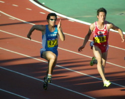 金丸祐三選手の走り 東京経済大学体育会陸上競技部 コーチ日誌
