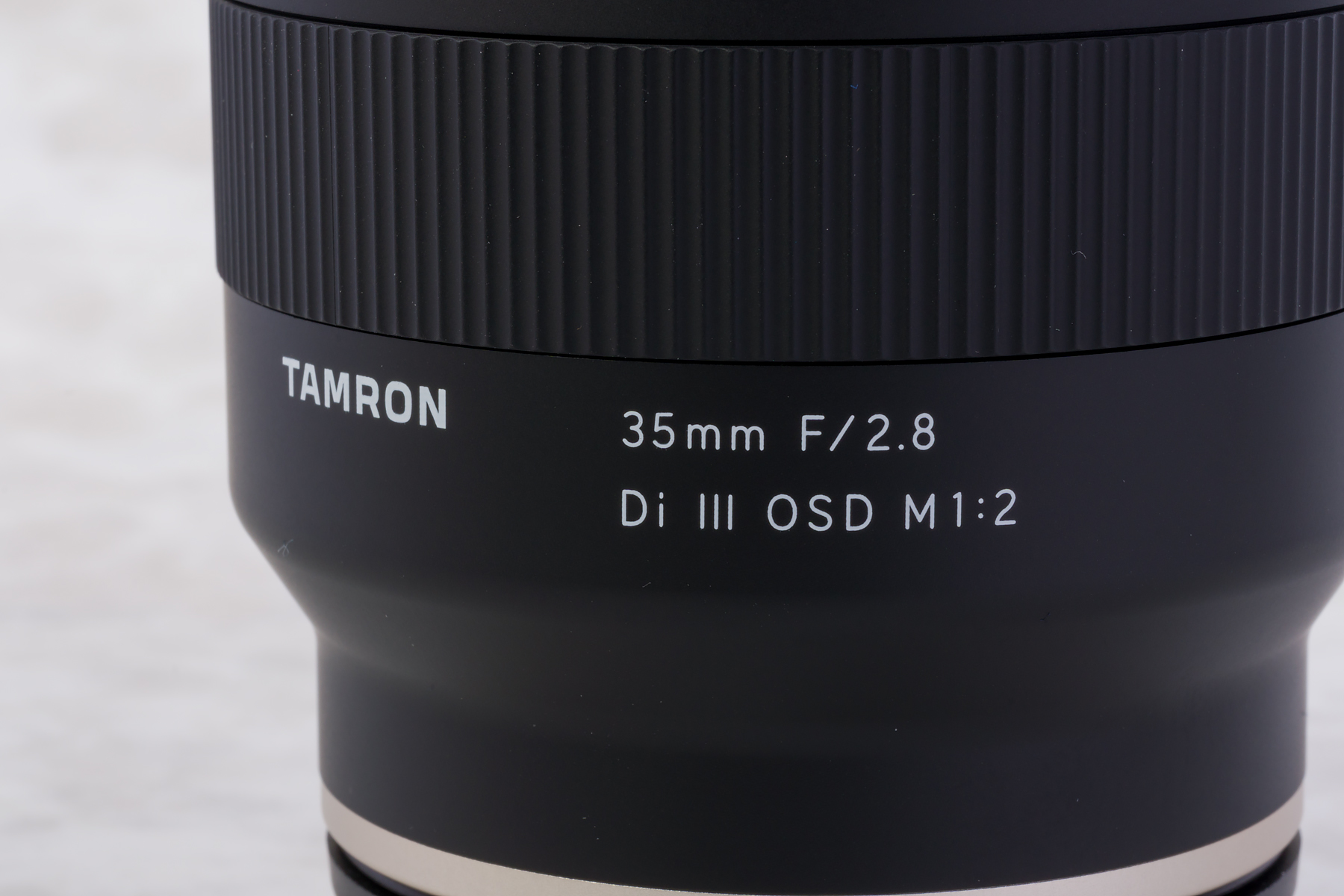 TAMRON(タムロン) 35mm F/2.8 Di III OSD M1:2 F053(外観・接写編 TAMRON(タムロン) 35mm F/2.8 Di III OSD M1:2 F053(外観・接写編