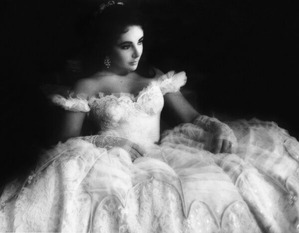 A108-E-Taylor-white-dress