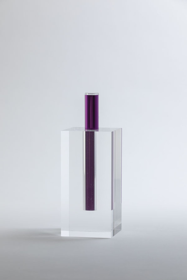 kuramata-17_vase4