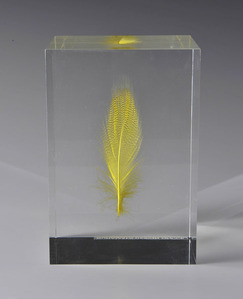 kuramata_07_feather