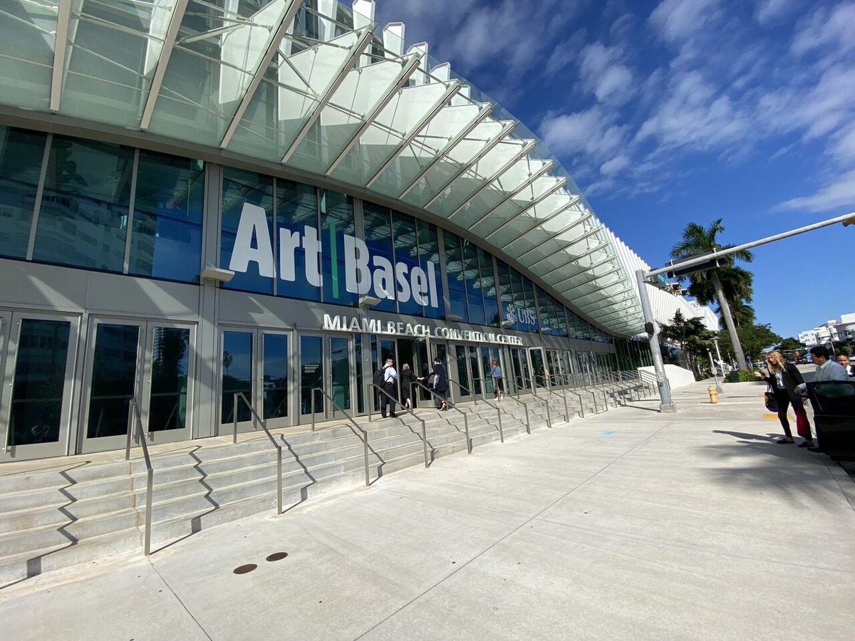 �����ȡ��С����롦�ޥ����ߡ��ӡ���Art Basel Miami Beach�������