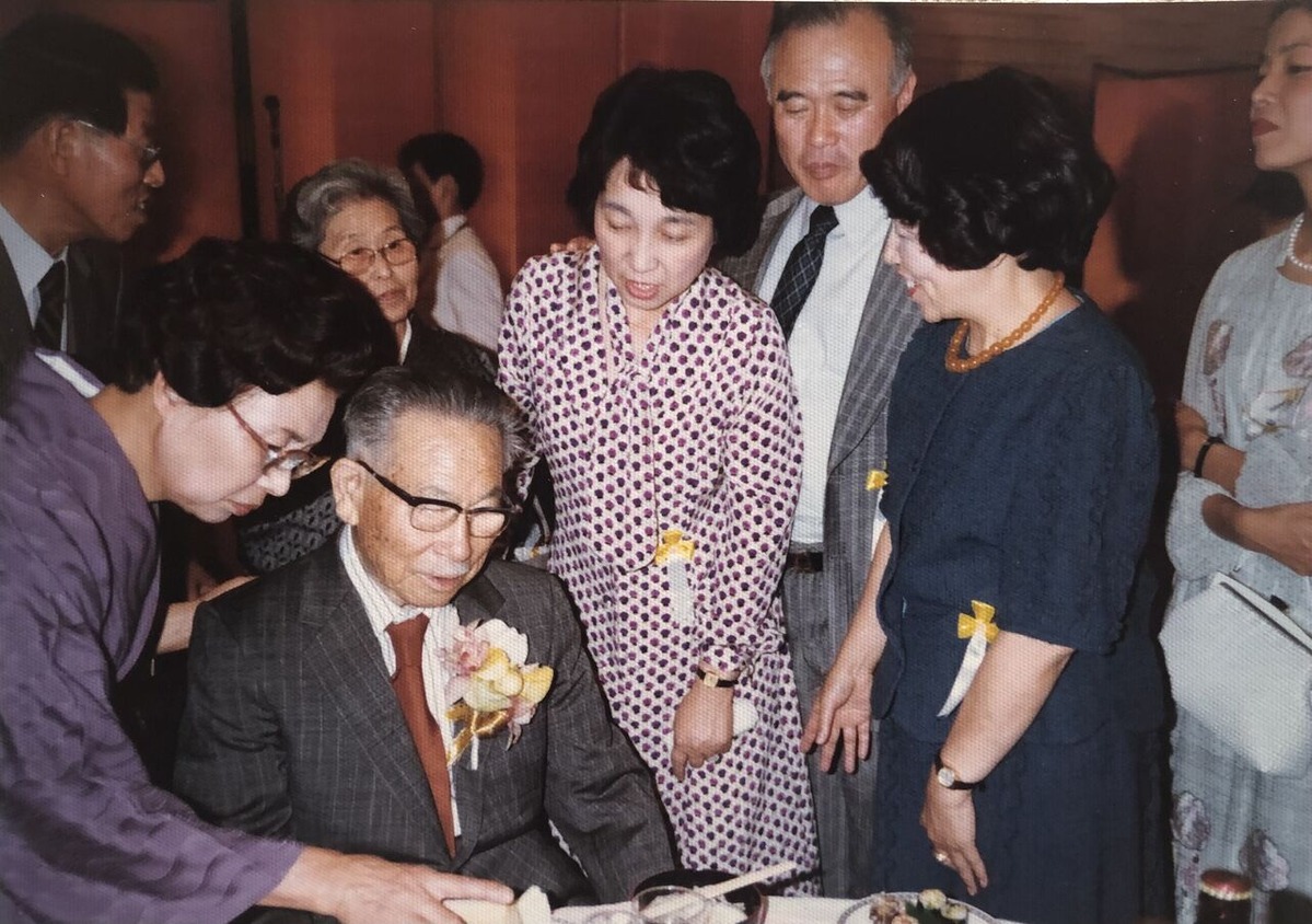 006北川民次の卒寿を祝う会での中上夫妻(1983)