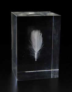 kuramata_06_feather