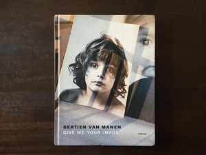 ��������Υ��å����ּ̿����ȳ��ܤΥ֥å���ӥ塼����4��