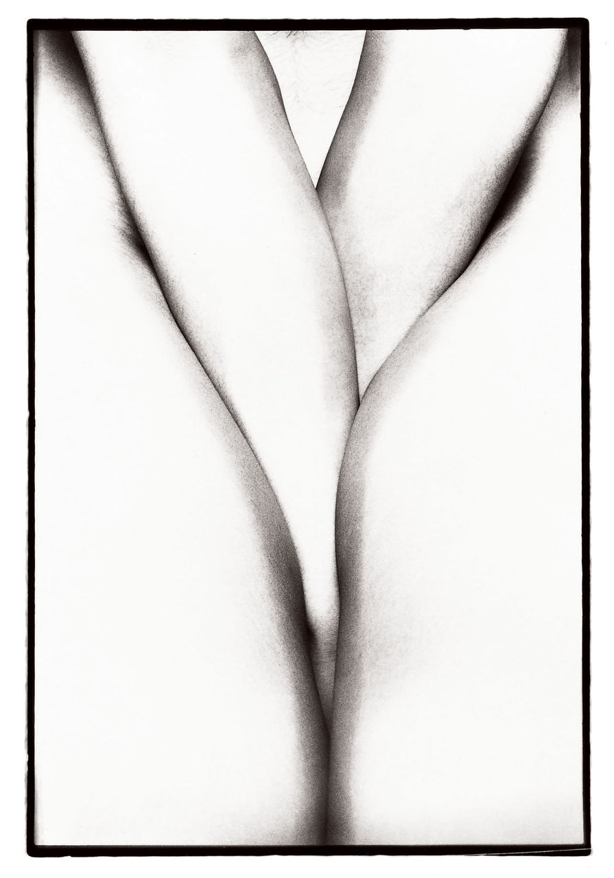 細江英公写真展より〈薔薇刑〉と〈抱擁〉 : ギャラリー ときの