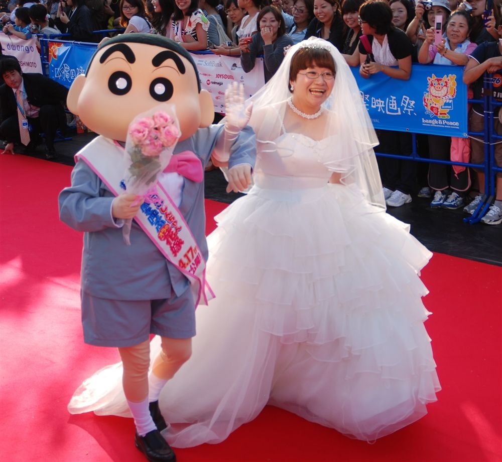 安室奈美江も登場した第２回沖縄国際映画祭開幕 写真で見るオープニングレッドカーペット その２ ニュースを我等に