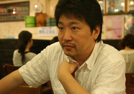 歩いても 歩いても』の是枝裕和監督単独インタビュー！「人間関係の中