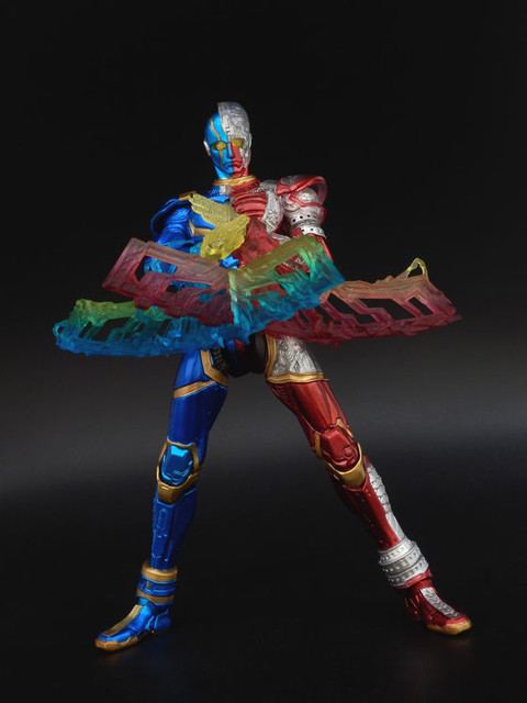 キカイダーのフィギュア ポーズ関節自由 71.jpg