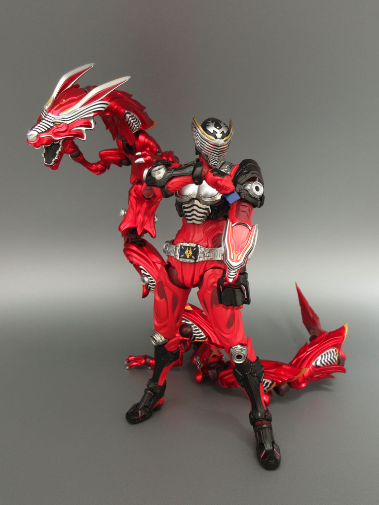 S I C Vol 77 仮面ライダー龍騎 ポージング編 とこぶろ S I C に囲まれる日々