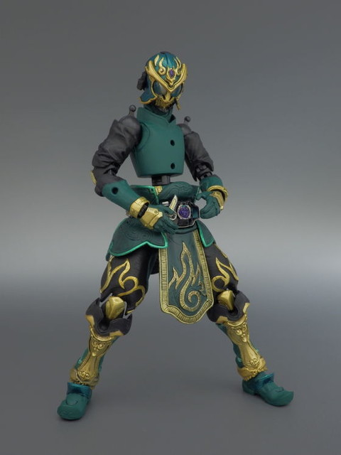 S.I.C. LIMITED 仮面ライダー龍玄 -ブドウアームズ-（ポージング